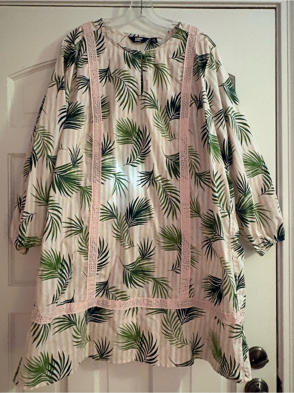 Lands' End White/Pink Striped Palm